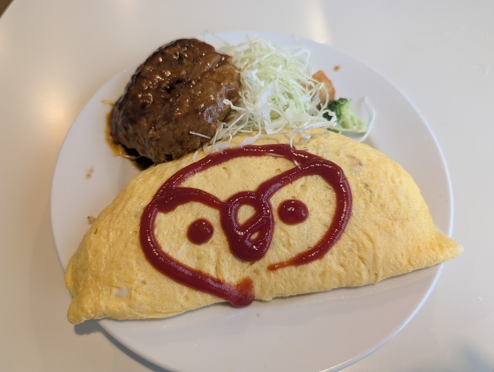 ご飯とメンチカツ